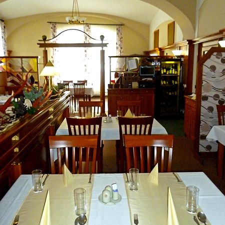 Hotel Havel Рихнов-над-Кнєжноу Екстер'єр фото