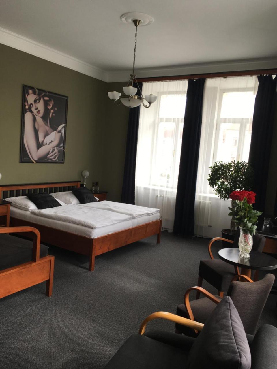 Hotel Havel Рихнов-над-Кнєжноу Екстер'єр фото